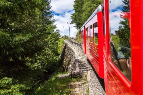 Trem em Chamonix Alpes franceses - Xtravel
